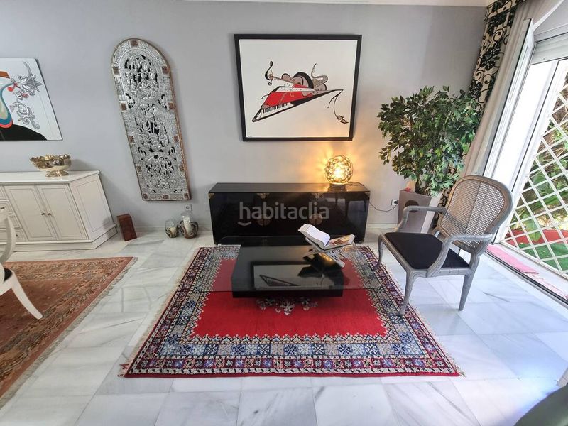 Foto 99059103-6f22-4d8f-8c0a-dcfe98dade50. Casa adossada amb aparcament piscina a Nueva Atalaya Estepona