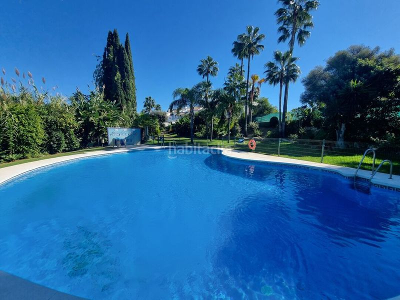 Foto f97af78b-cc8a-427c-913c-1a50ed9c270f. Casa adossada amb aparcament piscina a Nueva Atalaya Estepona