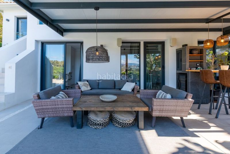 Foto 2a514def-15d0-4d2b-8b5c-9ebbe066f5b4. Casa amb aparcament piscina a Las Brisas Marbella