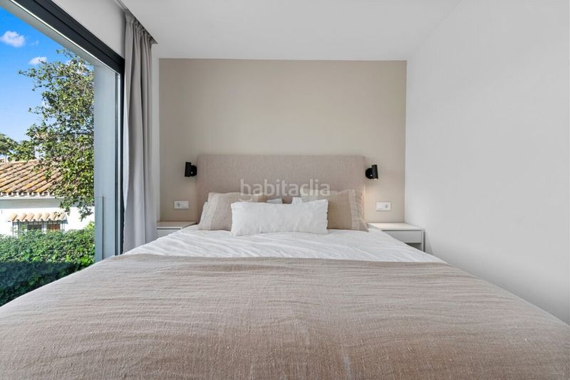 Foto 56e9ddef-8f76-4967-9094-5c487ff1dbb6. Casa amb aparcament piscina a Las Brisas Marbella