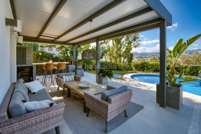 Foto f052b63c-74a4-4464-88f5-4c9f1de7eb5c. Casa amb aparcament piscina a Las Brisas Marbella