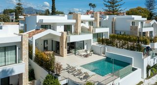 Casa a Campo de Mijas. 67274 villa contemporánea de lujo en san pedro alcántara diseño