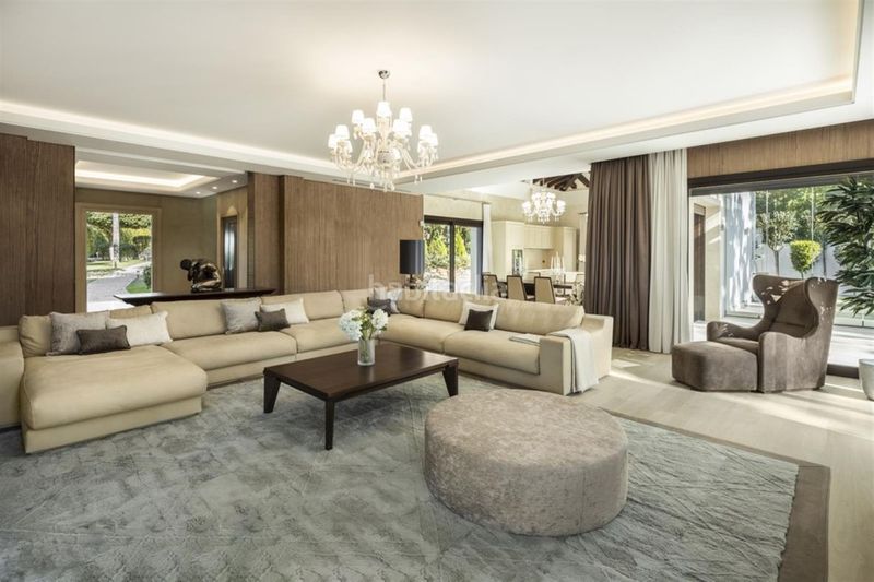 Foto 32a1405d-734c-477d-a4ce-7d689027a54f. Casa amb aparcament piscina a Aloha Marbella