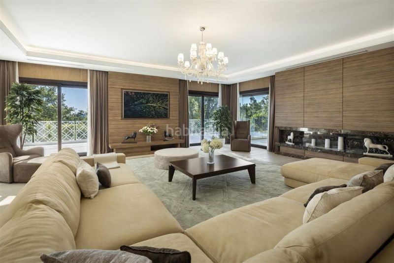 Foto b9fdd273-0957-4829-9ccf-2ff68bcd12d8. Casa amb aparcament piscina a Aloha Marbella