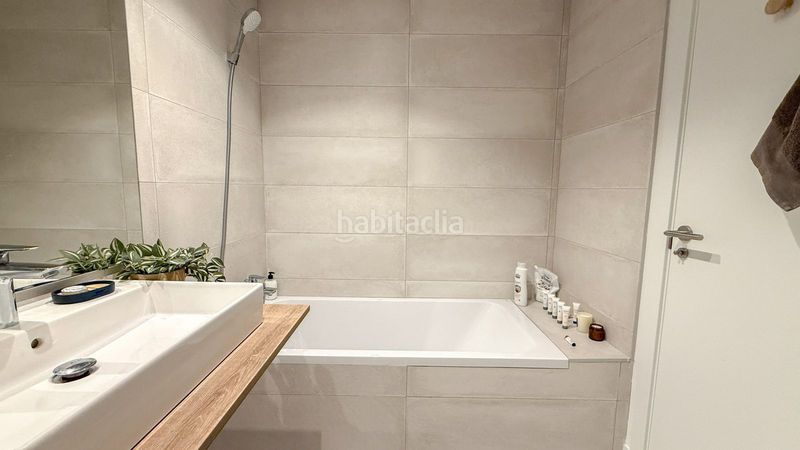 Foto 6fbab91d-263b-4d8b-bde7-5461b3a54ef1. Apartament amb calefacció aparcament piscina a Los Flamingos Benahavís