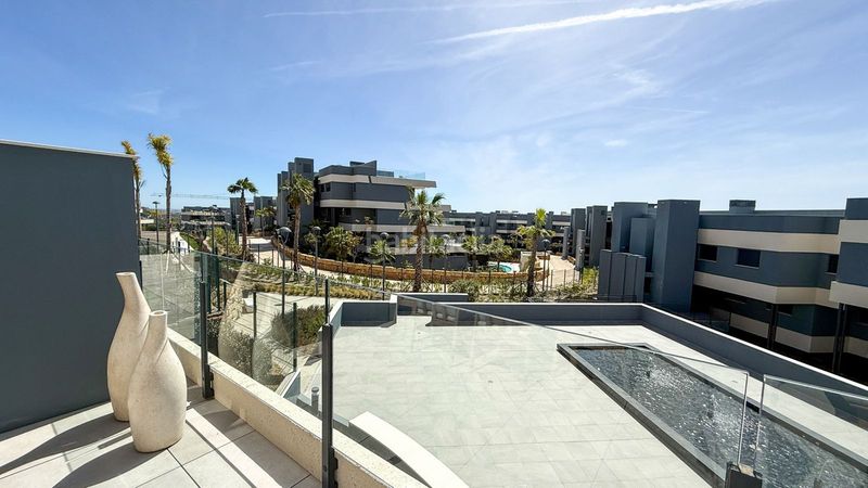 Foto 740102a2-a1b5-40bd-b950-0f1af37abb2a. Apartament amb calefacció aparcament piscina a Los Flamingos Benahavís