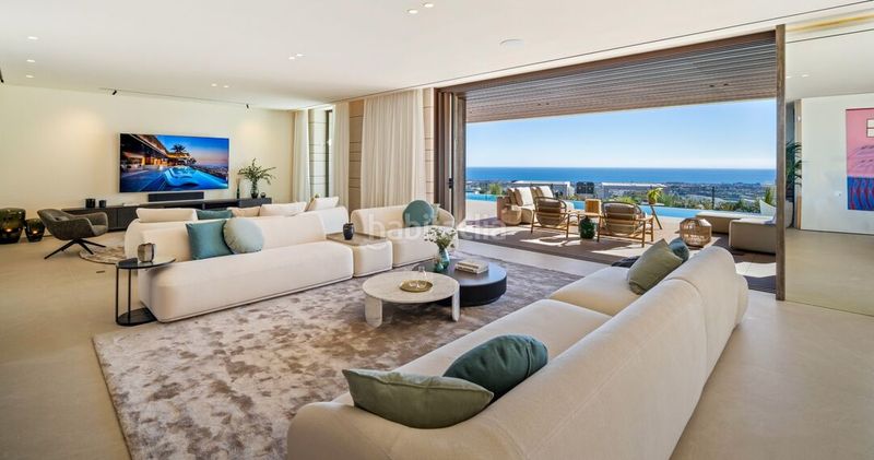 Foto 2401ac64-b6bf-42d5-a487-efd87b98773f. Casa amb aparcament piscina a La Quinta Benahavís