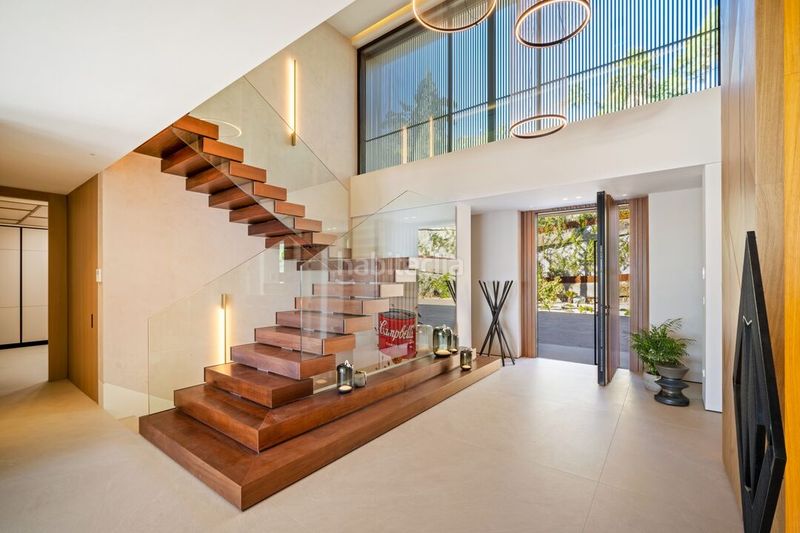 Foto 290244ed-915f-4956-9e94-7454ca01c68e. Casa amb aparcament piscina a La Quinta Benahavís