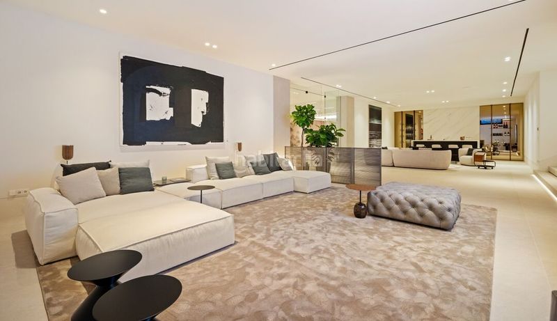 Foto 2df30747-6e1c-4ec3-b87f-f18b3c5ec332. Casa amb aparcament piscina a La Quinta Benahavís