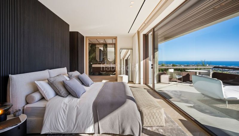 Foto 414e7b51-86d9-4c58-973e-e16a4ecdde75. Casa amb aparcament piscina a La Quinta Benahavís