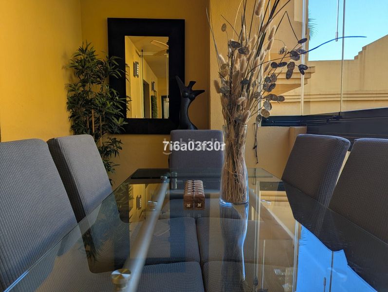 Foto 23ddc96a-699f-41f5-8750-8f874942456b. Apartament amb calefacció aparcament piscina a Nueva Alcántara Marbella