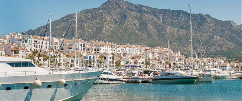 Foto 289a26a9-b3db-4398-b924-953a31cbd980. Apartament amb calefacció aparcament piscina a Nueva Alcántara Marbella
