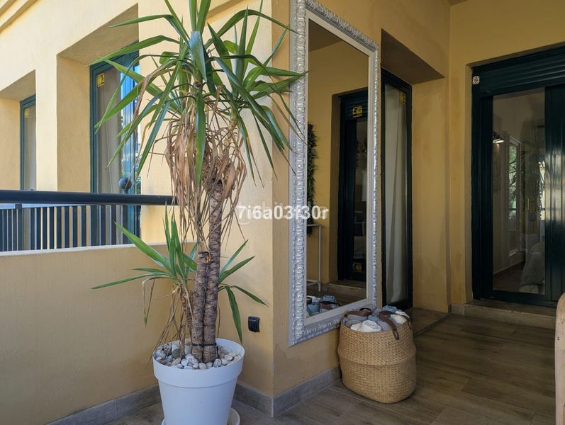 Foto 6a52cffa-66f7-4857-960a-065a8825915b. Apartament amb calefacció aparcament piscina a Nueva Alcántara Marbella
