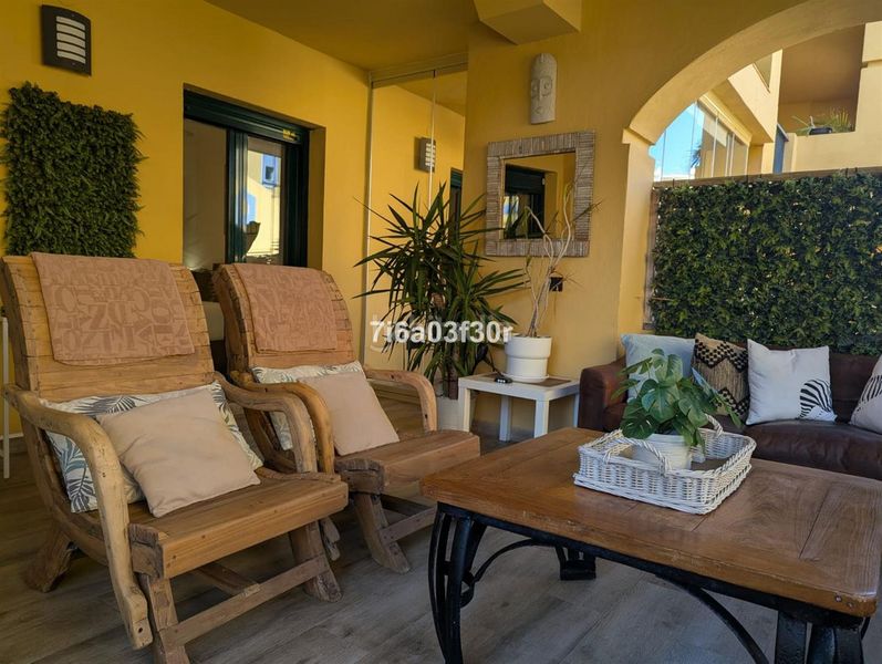 Foto a981b785-3540-4d82-94a8-b58dc848ab3c. Apartament amb calefacció aparcament piscina a Nueva Alcántara Marbella