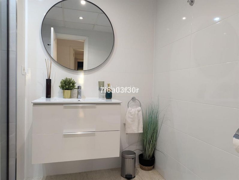 Foto df4a5580-1f7b-44b4-a507-96a8a21fa9de. Apartament amb calefacció aparcament piscina a Nueva Alcántara Marbella