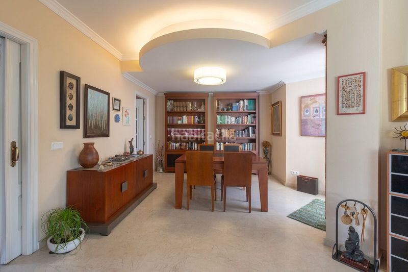 Foto 2d48d98e-25a4-4b61-b1e2-4f46d7c787ba. Casa adossada amb calefacció aparcament piscina a Marbella