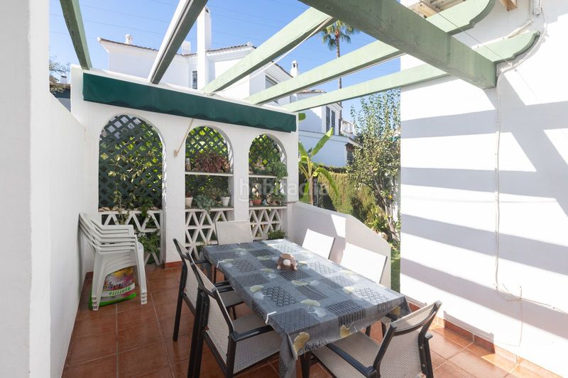 Foto ebcfd97b-f59f-4462-b1bb-1289b44c7aec. Casa adossada amb calefacció aparcament piscina a Marbella