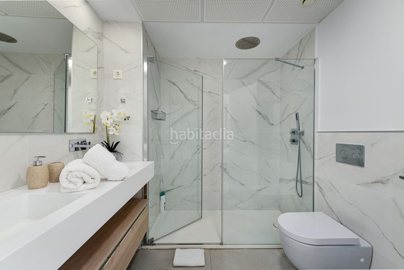 Foto 9cfa29d9-5421-424c-9286-934d90a2a307. Apartament amb aparcament piscina a Guadalobón Estepona