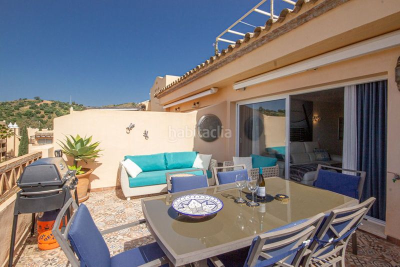 Foto b773b77f-785c-4c0a-a0d9-efb7609a3266. Apartament amb aparcament piscina a Santa María Marbella