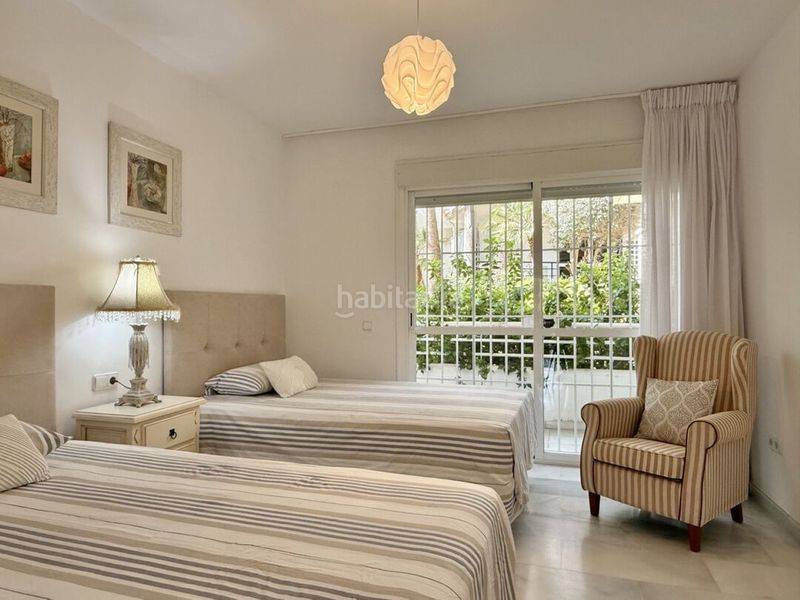 Foto 5ef71b9c-1b6e-48a0-ae45-947fc73bc09b. Apartament amb aparcament piscina a Sierra Blanca Marbella