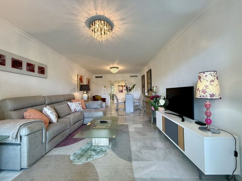 Foto e5a841d7-eeb7-483a-a4cb-8619db1f59fa. Apartament amb aparcament piscina a Sierra Blanca Marbella