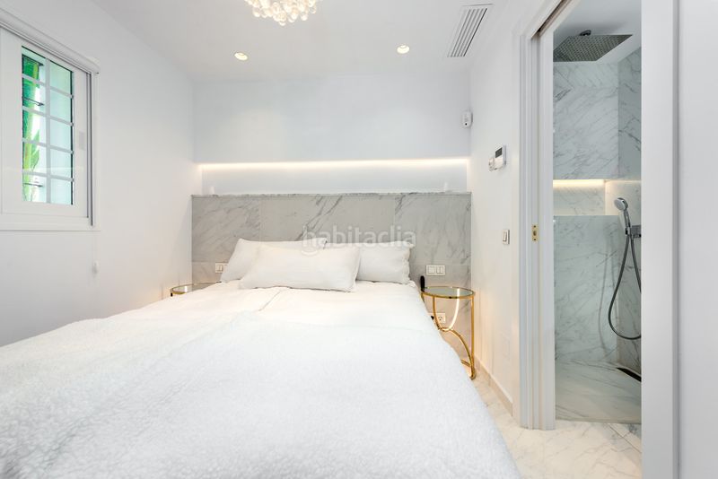 Foto 21f13386-61c5-44c4-b19a-536a4540befd. Casa adossada amb aparcament piscina a Aloha Marbella