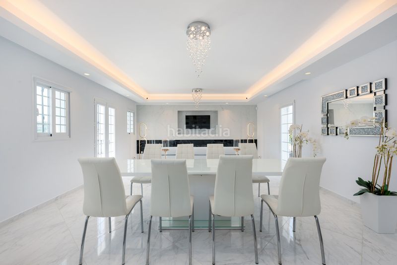 Foto 5b70a001-9352-4244-b506-0a706c25a8e1. Casa adossada amb aparcament piscina a Aloha Marbella