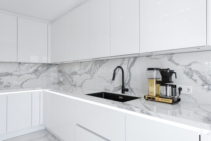 Foto 6d95f54c-09cf-4155-b6fc-a8632af7a24c. Casa adossada amb aparcament piscina a Aloha Marbella