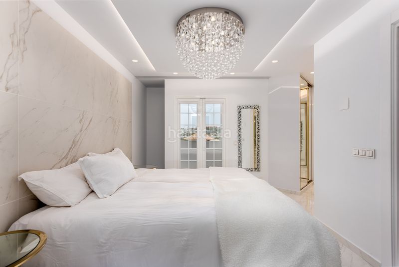 Foto 716604dd-37e3-4f53-9117-baa2230c354e. Casa adossada amb aparcament piscina a Aloha Marbella