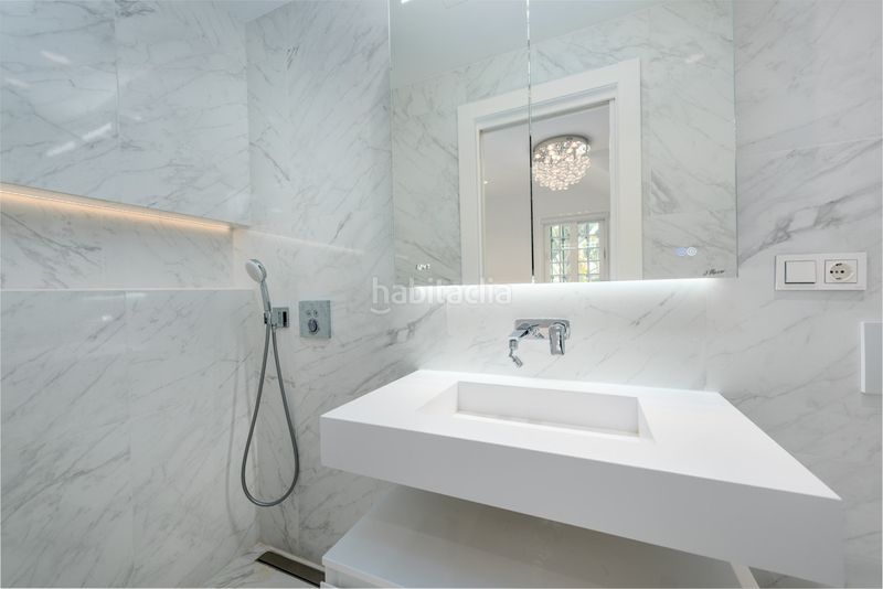 Foto b03fcec6-a591-46b4-88c6-27c26198f3c2. Casa adossada amb aparcament piscina a Aloha Marbella