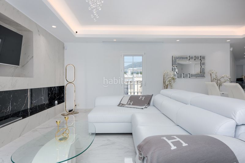 Foto c6b12ca2-4f83-4922-ba5f-26787ef4e838. Casa adossada amb aparcament piscina a Aloha Marbella