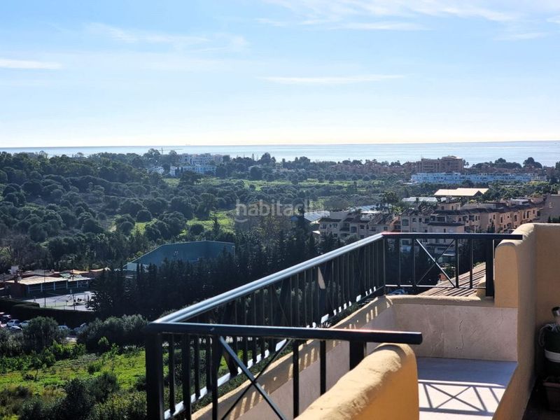 Foto 2016edb7-951a-4286-84ad-664643157566. Apartament amb aparcament piscina a Bel - Air Estepona