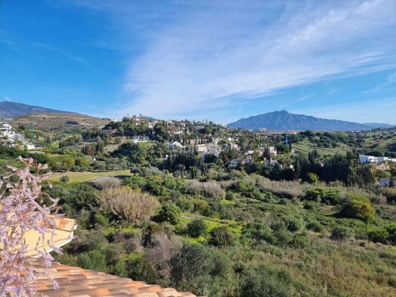 Foto 915e616b-0c1f-4364-a2b0-626d262aafce. Apartament amb aparcament piscina a Bel - Air Estepona