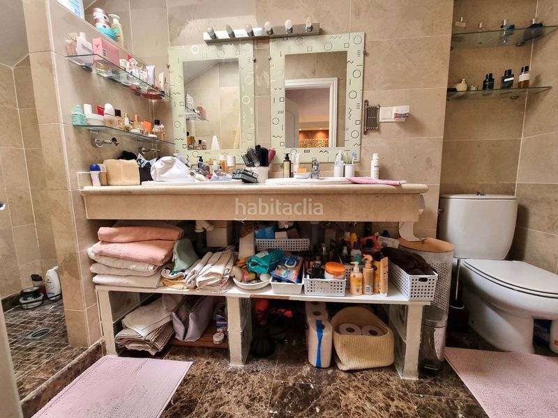 Foto c40456c2-7fb3-4b60-a548-f11b72c3a274. Apartament amb aparcament piscina a Bel - Air Estepona