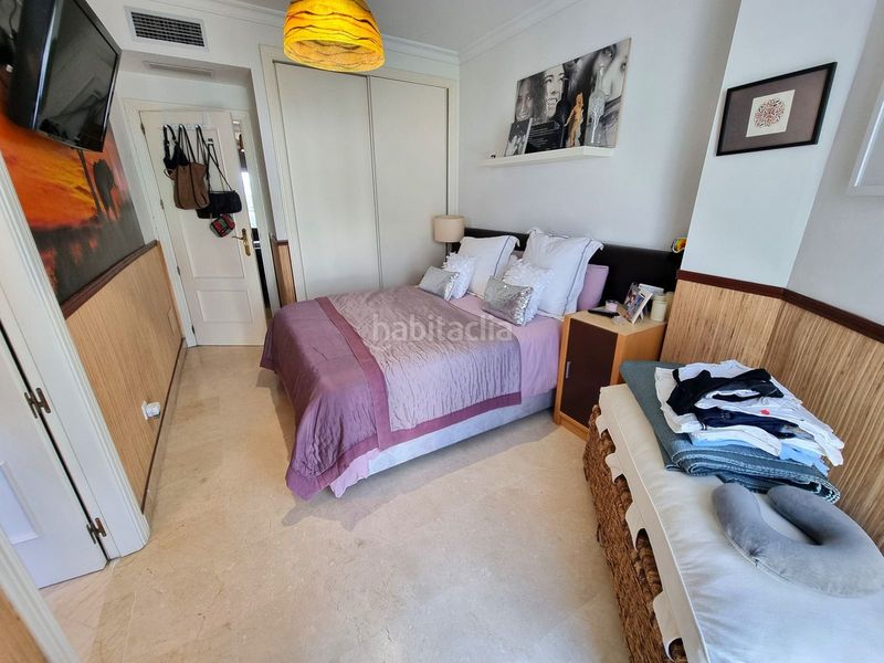 Foto e33f6f43-3640-4b11-8cf4-cd94cc49ba6c. Apartament amb aparcament piscina a Bel - Air Estepona