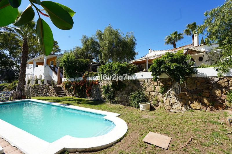 Foto 79006913-afeb-4126-be16-f16fdb5b6545. Casa amb calefacció aparcament piscina a Guadalmina Alta Marbella