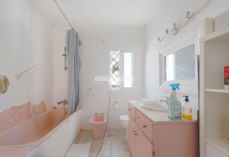 Foto a4381cc5-d4e7-4fc1-9678-46c4c2378067. Casa amb calefacció aparcament piscina a Guadalmina Alta Marbella