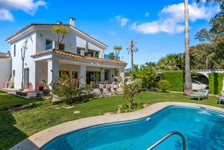Casa en Divina Pastora. 67500 villa familiar junto a la playa en san pedro alc�ntara