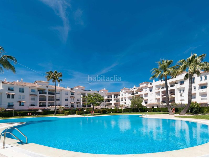 Foto e8c0d6cc-11bb-45fd-a626-e3f989247f96. Apartament amb aparcament piscina a Nueva Alcántara Marbella