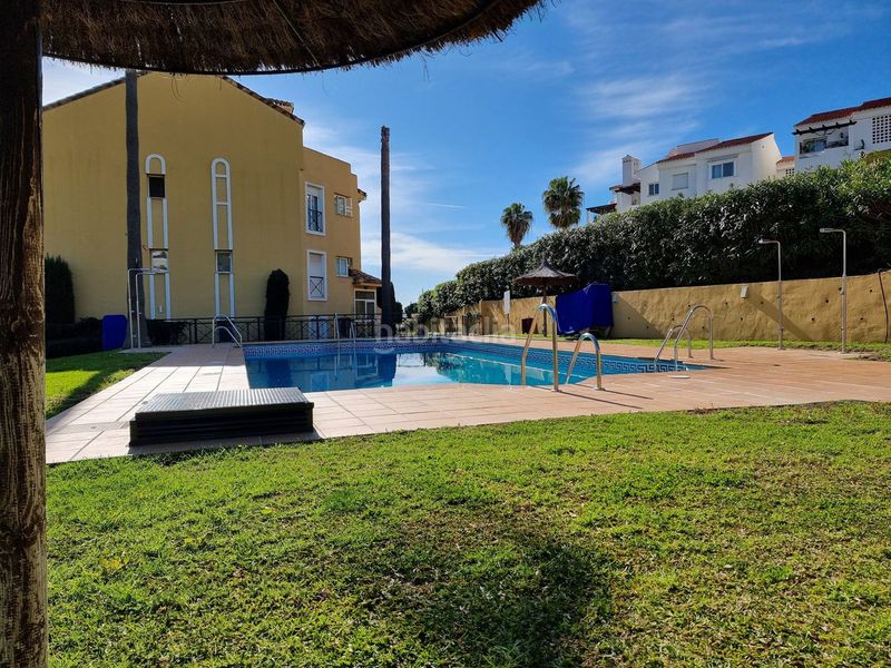 Foto 66a790ed-40b5-4603-b6f1-0ed6e2d0d585. Apartament amb aparcament piscina a Bel - Air Estepona