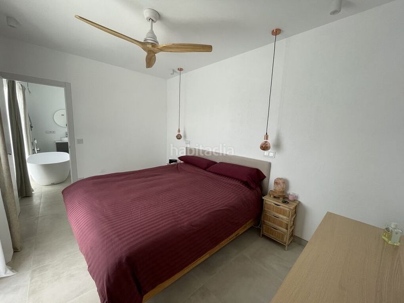 Foto c2ad8192-cf2d-49f6-8704-3b94e0cf60f7. Casa amb aparcament piscina a El Velerín Estepona