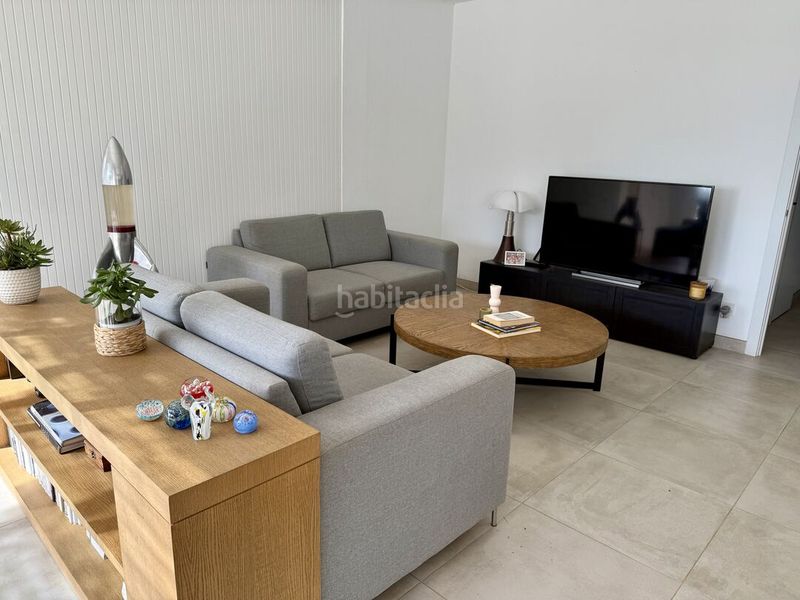 Foto fbe23b0f-45bf-4207-ae4d-0137fb02c9b2. Casa amb aparcament piscina a El Velerín Estepona
