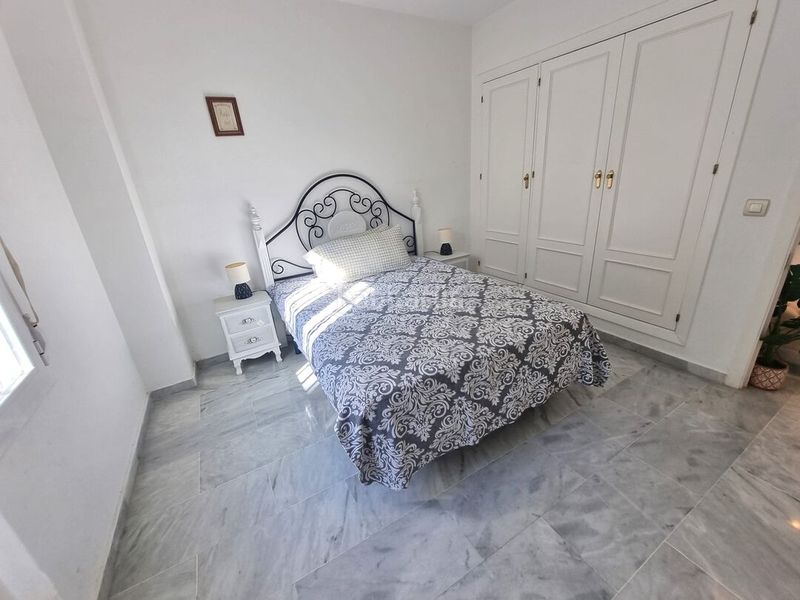 Foto 1e90abf4-cd8c-4a86-8d2a-caf4ff6fe7d3. Casa adossada amb aparcament piscina a Guadalmina Alta Marbella