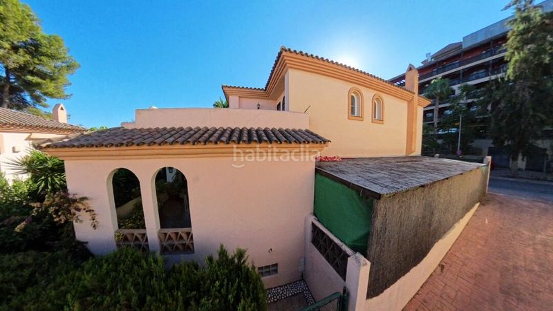 Foto 2551f6a0-721f-4e79-8e4d-1dd2d92f9e70. Casa adossada amb aparcament piscina a Guadalmina Alta Marbella
