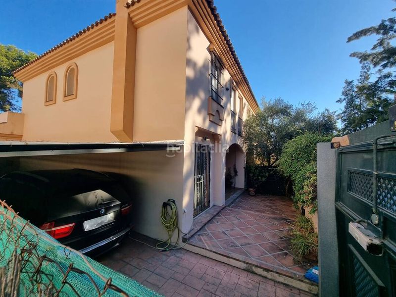 Foto a3b45b64-150d-4939-ac8a-dc79c4d6632e. Casa adossada amb aparcament piscina a Guadalmina Alta Marbella