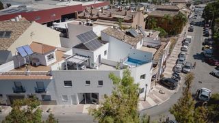 Casa adossada a San Pedro de Alcántara Pueblo