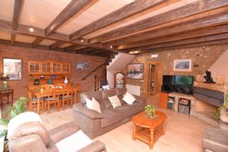 Xalet  Carrer sant gens. Espectacular vivienda  tipo masi del ao 1900 reformada integra