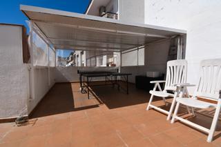 Maison  Carrer angel guimerà. Finca con dos viviendas independientes en el centro de pineda