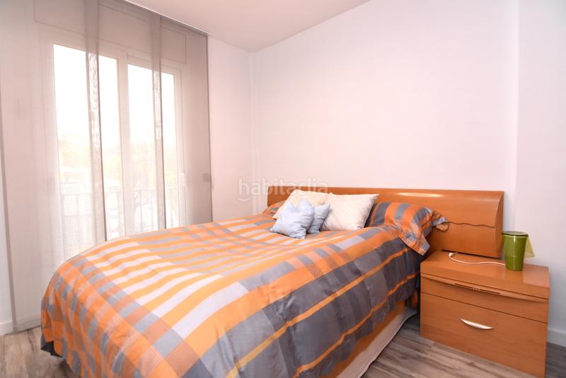 Foto 09209cd3-2a8f-467b-8b0a-a79c3c8ee546. Casa pareada descubre esta magnífica casa esquinera , completamente restaurada y lista para convertirse en tu nuevo hogar. en Pineda de Mar