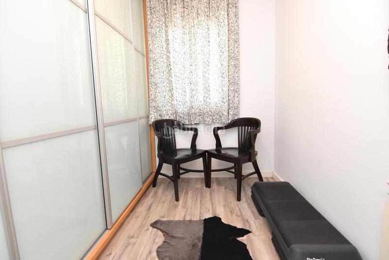 Foto 2c81e1de-c14b-4092-b9a2-8db5cd95b495. Casa pareada descubre esta magnífica casa esquinera , completamente restaurada y lista para convertirse en tu nuevo hogar. en Pineda de Mar